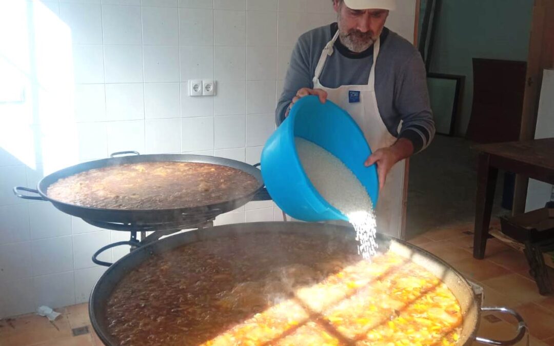 Víctor de panadería Buenas Migas y socio de Valle y Vega es además todo un maestro de la paella